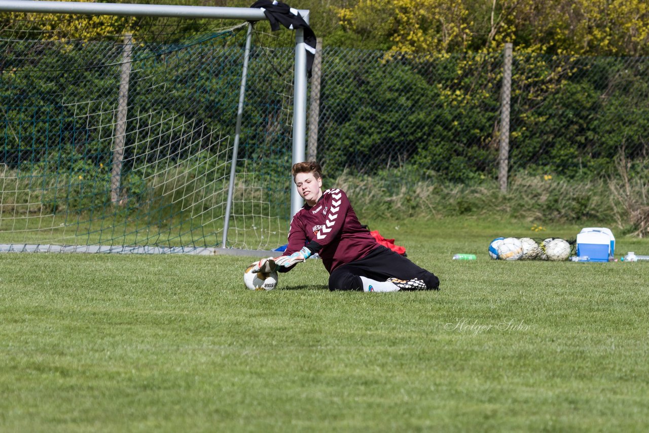 Bild 52 - Frauen TSV Wiemersdorf - SV Henstedt Ulzburg : Ergebnis: 0:4